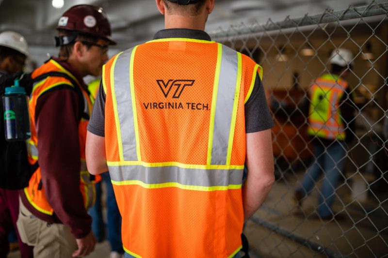 Myers-Lawson School of Construction students tour a construction job site. Photo By Peter Means for Virginia Tech.